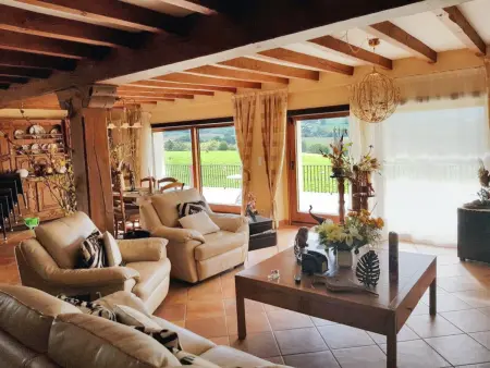 Maison confortable avec jacuzzi à Zugarramurdi, Maison 8 personnes à Zugarramurdi - Photo 1