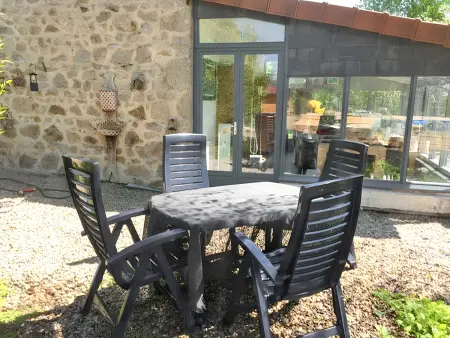 Maison charmante à Charron avec piscine partagée - Photo 4