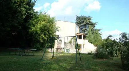Charmante villa à Dauphin avec piscine privée et jardin - Photo 11