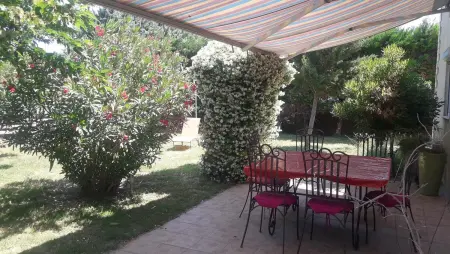 Maison charmante à Maillane avec piscine privée - Photo 4