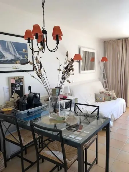 Appartement agréable Roquebrune 32 m² piscine partagée au soleil!   - Photo 3