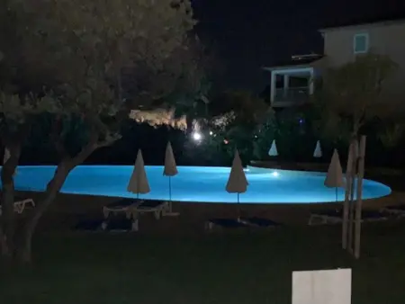 Appartement agréable Roquebrune 32 m² piscine partagée au soleil!   - Photo 16