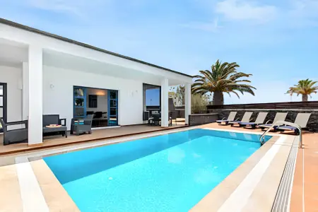 Villa élégante proche de Playa Blanca, piscine privée, jardin. - Photo 30