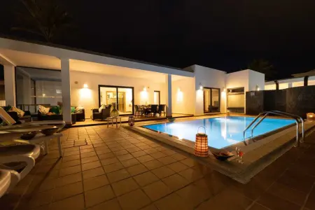 Villa élégante proche de Playa Blanca, piscine privée, jardin. - Photo 70