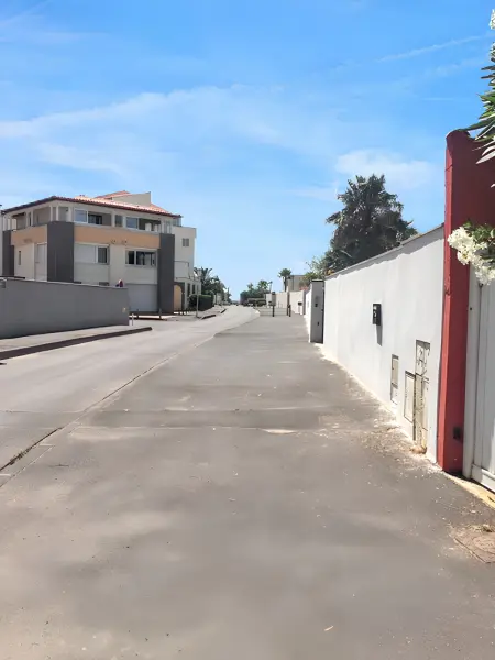 Villa charmante à Agde avec piscine privée et jardin - Photo 14