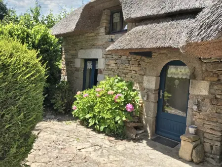 Maison paisible à Moëlan-sur-Mer avec jardin et barbecue - Photo 3