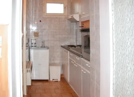 Appartement charmant à Néris-les-Bains - 30 m² - Jardin privé - Photo 4