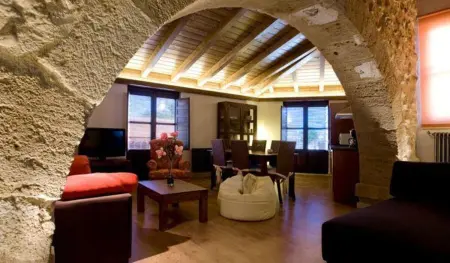 Appartement spacieux à Villalpando de 100 m² avec balcon vue ville - Photo 2