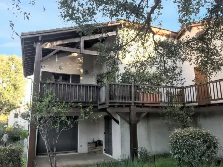 Charmant appartement à Saint-Julien 40 m² avec vue jardin - Photo 1
