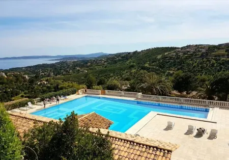 Appartement cosy à Roquebrune-sur-Argens avec Piscine - 34 m² - Photo 5