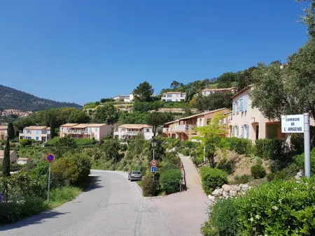 Appartement cosy à Roquebrune-sur-Argens avec Piscine - 34 m² - Photo 15