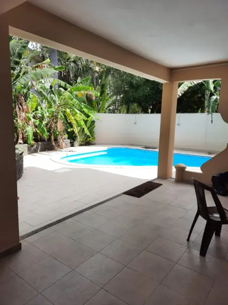 Appartement confortable à Blue Bay avec piscine partagée - Photo 3