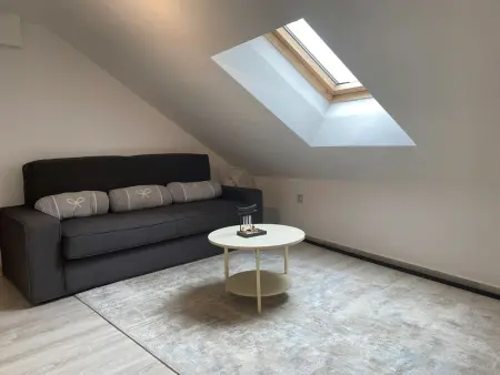 Appartement spacieux à Charleroi 100 m² avec parking 5 pers - Photo 7
