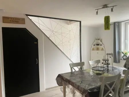 Appartement spacieux à Charleroi 100 m² avec parking 5 pers - Photo 10
