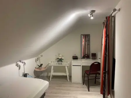 Appartement spacieux à Charleroi 100 m² avec parking 5 pers - Photo 22