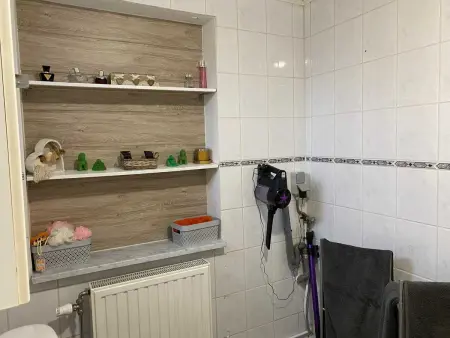 Appartement spacieux à Charleroi 100 m² avec parking 5 pers - Photo 46
