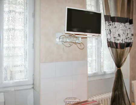 Studio confort à Néris-les-Bains - 18 m² avec jardin - Photo 5