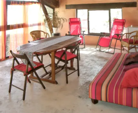 Maison charmante avec terrasse et jardin à Noves - Photo 3
