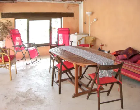 Maison charmante avec terrasse et jardin à Noves - Photo 8