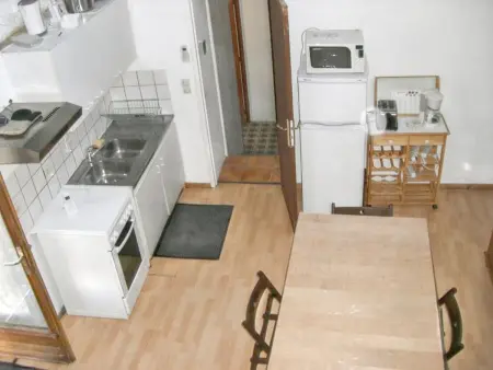 Maison charmante avec terrasse et jardin à Noves - Photo 12