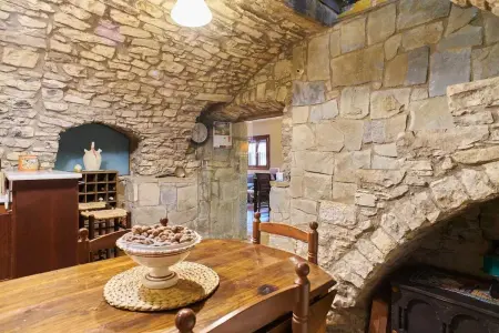 Villa charmante à Castellbell i el Vilar avec piscine privée - Photo 4