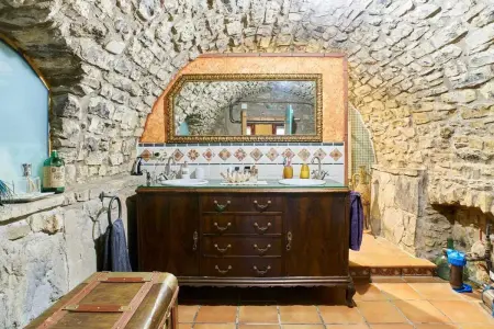 Villa charmante à Castellbell i el Vilar avec piscine privée - Photo 15
