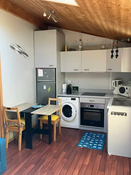 Maison ensoleillée à Saint-Pierre-d'Oléron avec piscine partagée - Photo 16