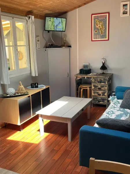 Maison ensoleillée à Saint-Pierre-d'Oléron avec piscine partagée - Photo 18