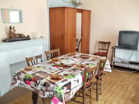 Appartement charmant à Rouffilhac avec vue sur jardin - Photo 2