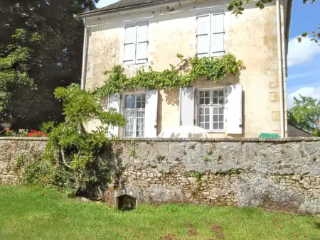 Appartement charmant à Rouffilhac avec vue sur jardin - Photo 8