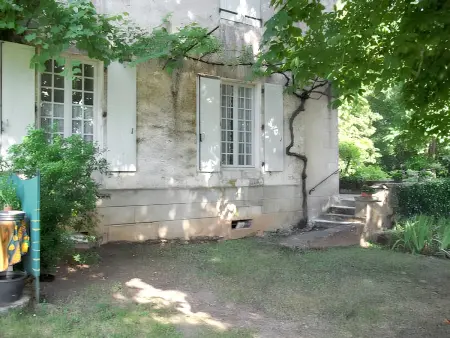 Appartement charmant à Rouffilhac avec vue sur jardin - Photo 12