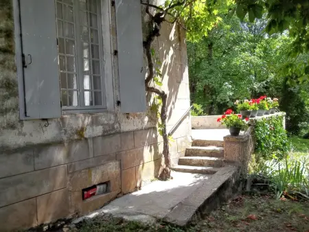 Appartement charmant à Rouffilhac avec vue sur jardin - Photo 15