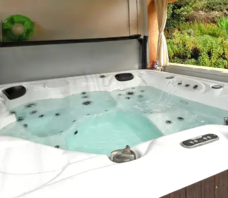 Maison charmante à Montauroux avec jacuzzi et vue - Photo 10