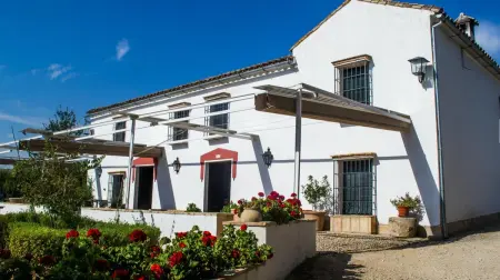 Villa élégante au cœur de Montilla avec piscine privée - Photo 2