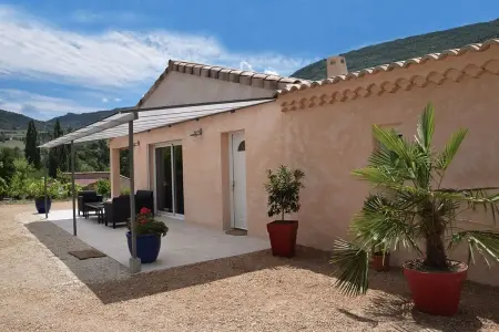 Maison spacieuse à La Roche-sur-le-Buis avec piscine privée 150 m² - Photo 1