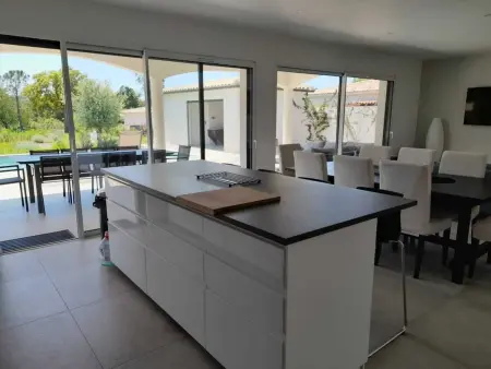 Villa spacieuse à Zonza avec piscine privée, Villa 13 personnes à Zonza - Photo 2