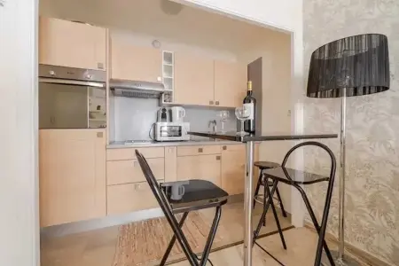Studio charmant au cœur de Cannes avec balcon et parking - Photo 7