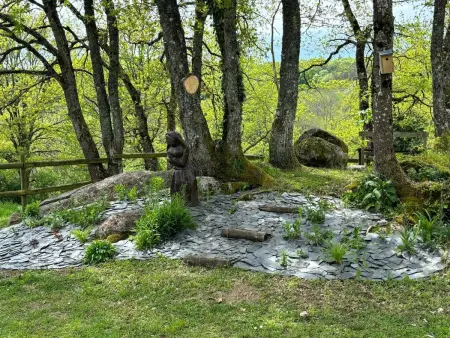 Maison charmante au cœur d'Alligny-en-Morvan avec vue - Photo 18