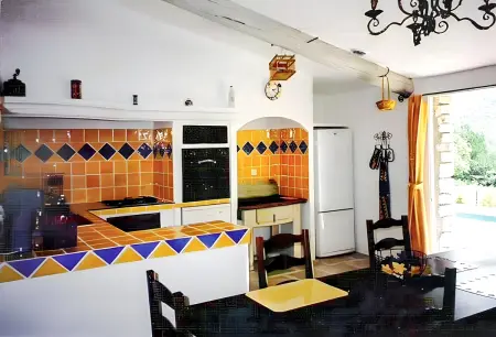 Villa charmante à Dauphin avec piscine privée, Villa 4 personnes à Dauphin - Photo 3