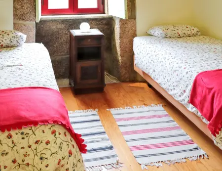 Maison chaleureuse à Seia avec cheminée, Maison 12 personnes à São Romão - Photo 3
