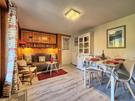 Appartement cosy aux Carroz, 40 m², vue sur la montagne - Photo 2