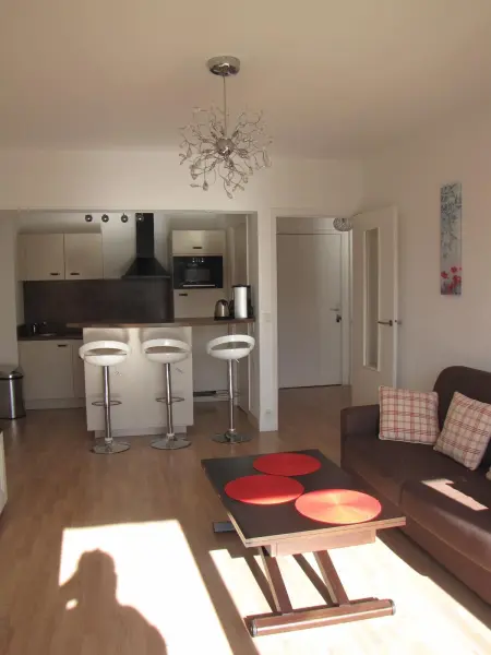 Appartement moderne à Antibes - 50 m² - Vue sur jardin - Photo 16