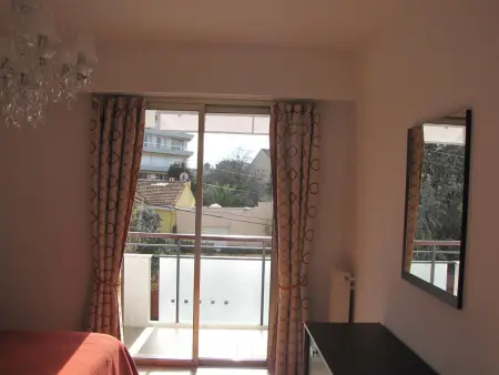 Appartement moderne à Antibes - 50 m² - Vue sur jardin - Photo 21