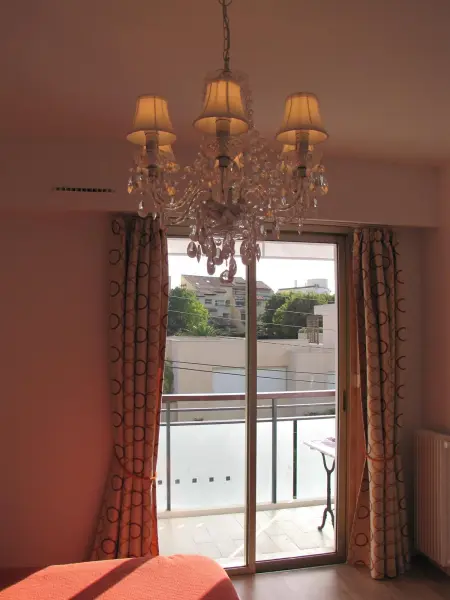 Appartement moderne à Antibes - 50 m² - Vue sur jardin - Photo 22