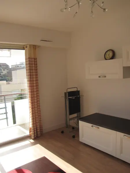 Appartement moderne à Antibes - 50 m² - Vue sur jardin - Photo 30