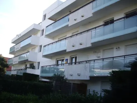 Appartement moderne à Antibes - 50 m² - Vue sur jardin - Photo 34