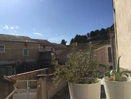 Appartement confortable à Vedène - 45m² - terrasse - Photo 3