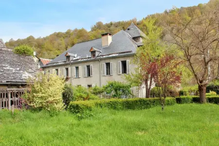 Maison familiale chaleureuse à Augirein avec grand jardin. - Photo 3
