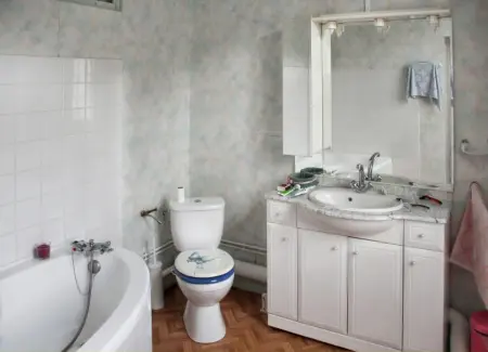Maison familiale chaleureuse à Augirein avec grand jardin. - Photo 12