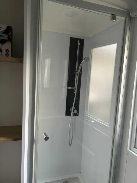 Bungalow confortable à Saint-Brevin-les-Pins avec piscine, 40 m² - Photo 10